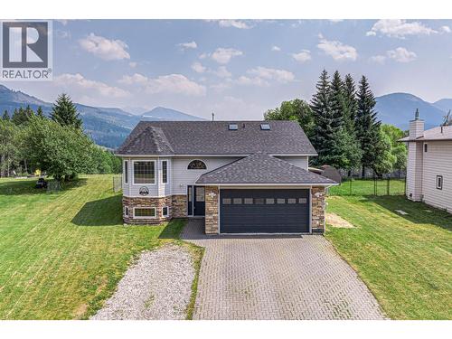 1255 Valley View Drive, Sparwood, BC - Outdoor