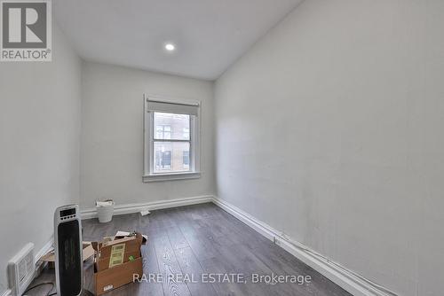 200 Bathurst Street, Toronto, ON 