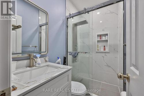200 Bathurst Street, Toronto, ON 