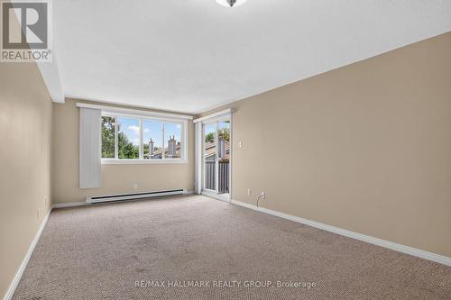 Living Room - 306 - 6470 Bilberry Drive, Ottawa, ON - Indoor Photo Showing Other Room