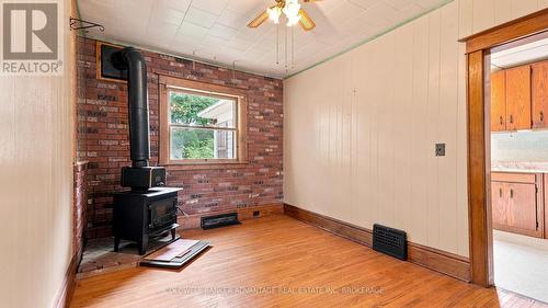 28 Dacotah Street, St. Catharines (Downtown), ON - Indoor Photo Showing Other Room