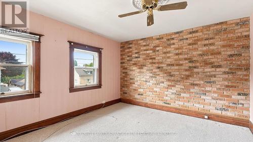 28 Dacotah Street, St. Catharines (Downtown), ON - Indoor Photo Showing Other Room