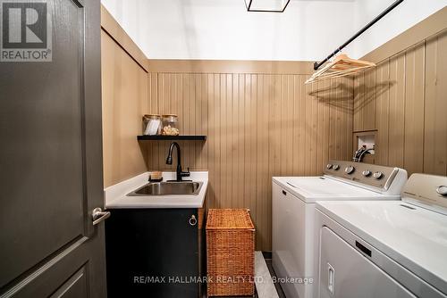124 Bonnie Braes Drive, Brampton, ON - Indoor Photo Showing Laundry Room