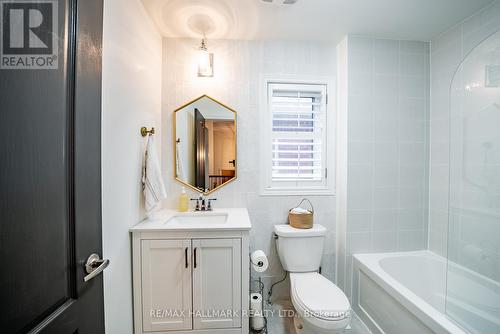 124 Bonnie Braes Drive, Brampton, ON - Indoor Photo Showing Bathroom