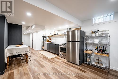 124 Bonnie Braes Drive, Brampton, ON - Indoor Photo Showing Kitchen