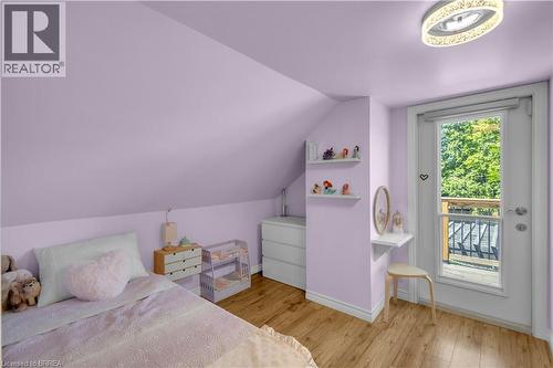 158 Grand Street, Brantford, ON - Indoor Photo Showing Bedroom