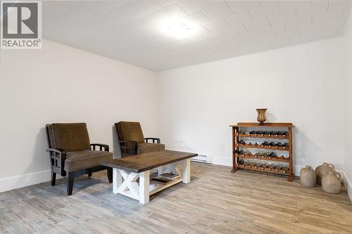 Flex space, addition to rec. room, or use as sitting area/ office space, lots of possible uses for this large area. - 2527 Islandview Road, Blind Bay, BC - Indoor Photo Showing Other Room