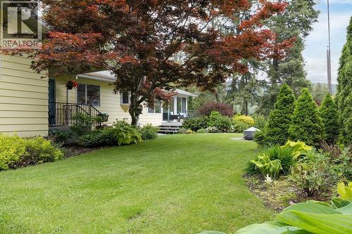 2527 Islandview Road, Blind Bay, BC - Outdoor