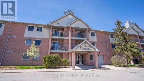 68 - 144 Conway Drive, London South (South X), ON - Outdoor With Facade