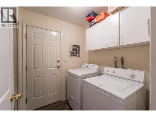 6857 Westgate Avenue, Prince George, BC - Indoor Photo Showing Laundry Room