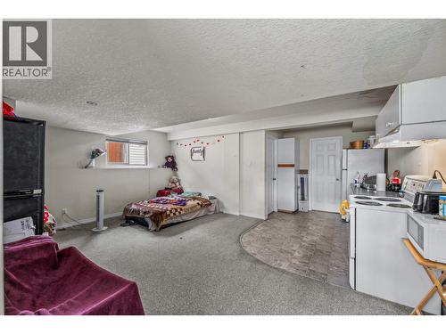 6857 Westgate Avenue, Prince George, BC - Indoor