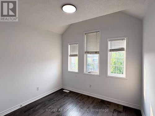 737 Caboto Trail, Markham, ON - Indoor Photo Showing Other Room