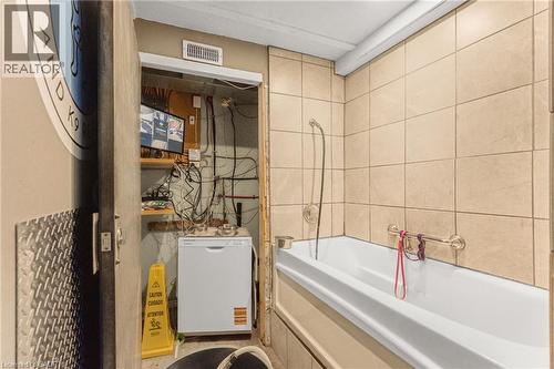 2300 Highway 6, Hamilton, ON 