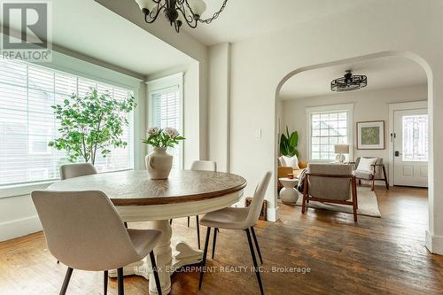 270 Beach Boulevard, Hamilton, ON - Indoor Photo Showing Dining Room