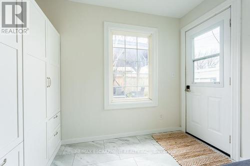 270 Beach Boulevard, Hamilton, ON - Indoor Photo Showing Other Room