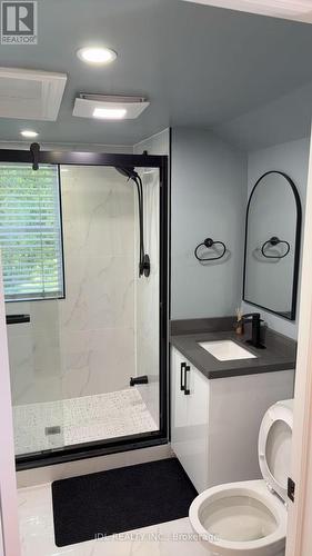238 Hunter Street, Pembroke, ON - Indoor Photo Showing Bathroom