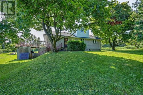 134 Russ Road, Grimsby, ON - Outdoor