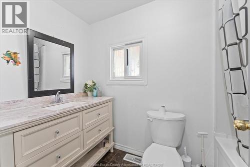 686 Church Street, Windsor, ON - Indoor Photo Showing Bathroom