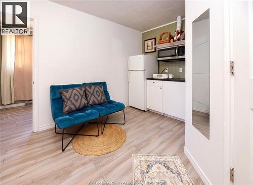 22 University Drive, Chatham, ON - Indoor Photo Showing Kitchen