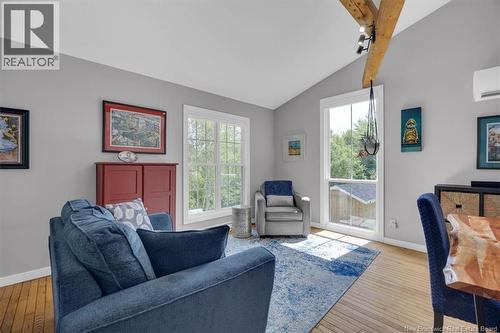 700 Route 121, Bloomfield, NB - Indoor Photo Showing Living Room