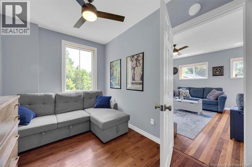 700 Route 121, Bloomfield, NB - Indoor Photo Showing Living Room
