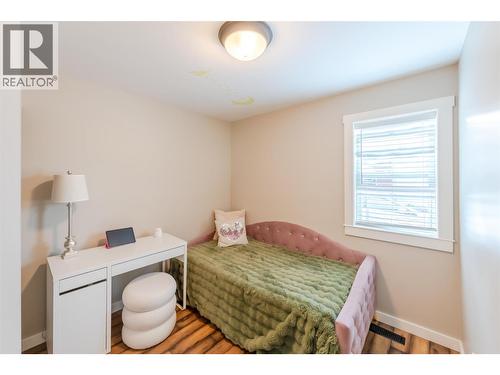9705 Sargeant Street, Summerland, BC - Indoor Photo Showing Bedroom