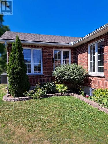 29 - 30 Ann Street, St. Marys, ON - Outdoor