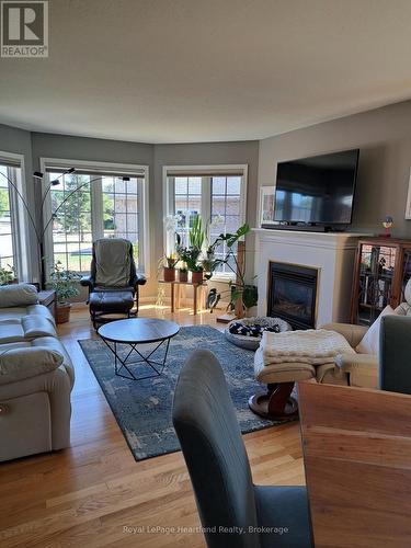 29 - 30 Ann Street, St. Marys, ON - Indoor Photo Showing Living Room With Fireplace