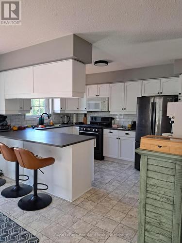 29 - 30 Ann Street, St. Marys, ON - Indoor Photo Showing Kitchen With Double Sink