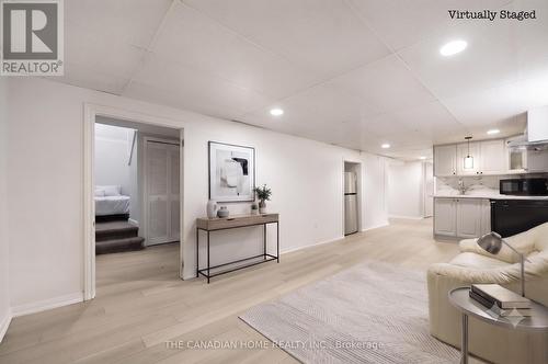 1373 Pharmacy Avenue, Toronto, ON - Indoor