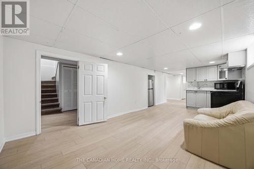 1373 Pharmacy Avenue, Toronto, ON - Indoor
