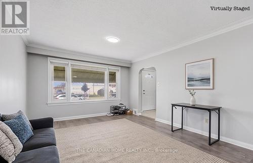 1373 Pharmacy Avenue, Toronto, ON - Indoor