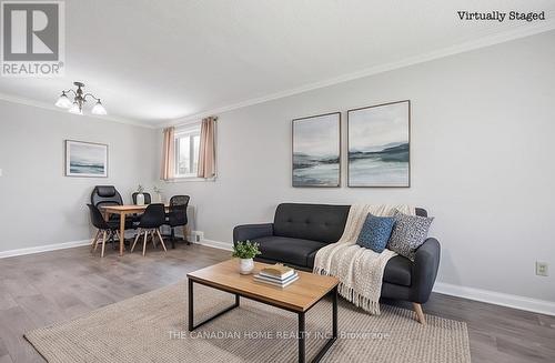 1373 Pharmacy Avenue, Toronto, ON - Indoor Photo Showing Living Room