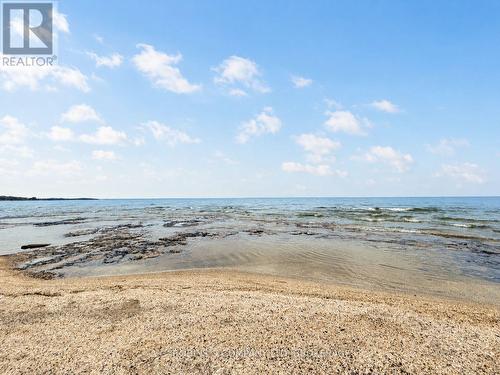 Minutes to the beach! - 972 Silver Bay Road, Port Colborne (Sherkston), ON - Outdoor With Body Of Water With View