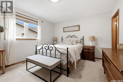 3634 Berthiaume Bay E, Regina, SK - Indoor Photo Showing Bedroom