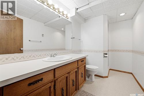 3634 Berthiaume Bay E, Regina, SK - Indoor Photo Showing Bathroom