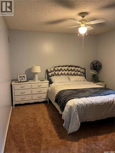302 Barrier Bay, Barrier Lake, SK - Indoor Photo Showing Bedroom