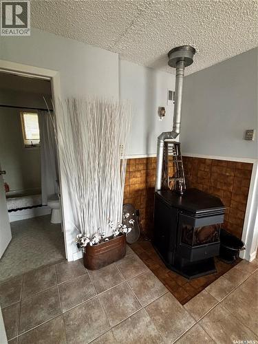 302 Barrier Bay, Barrier Lake, SK - Indoor Photo Showing Other Room