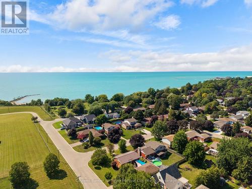 323 Warren Street, Goderich (Goderich (Town)), ON - Outdoor With Body Of Water With View