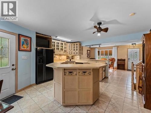 5564 Baldwin Avenue, Windsor, ON - Indoor