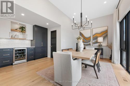 1060 River Road, Ottawa, ON - Indoor Photo Showing Dining Room