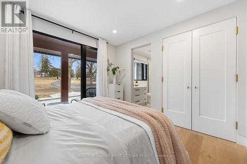 1060 River Road, Ottawa, ON - Indoor Photo Showing Bedroom