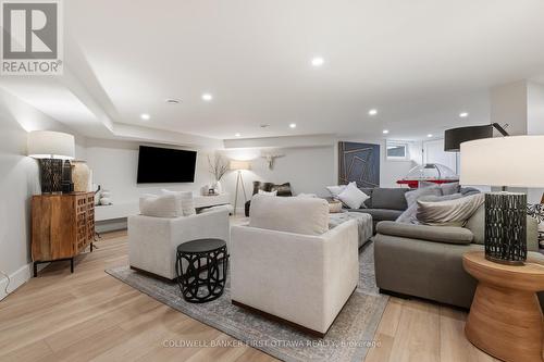 1060 River Road, Ottawa, ON - Indoor