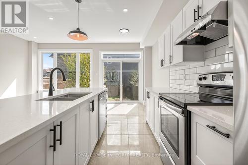 169 Desmond Trudeau Drive, Mcnab/Braeside, ON - Indoor Photo Showing Kitchen With Double Sink With Upgraded Kitchen