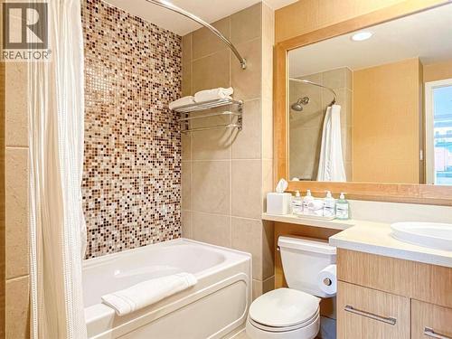 15 Park Place Unit# 201 A, Osoyoos, BC - Indoor Photo Showing Bathroom