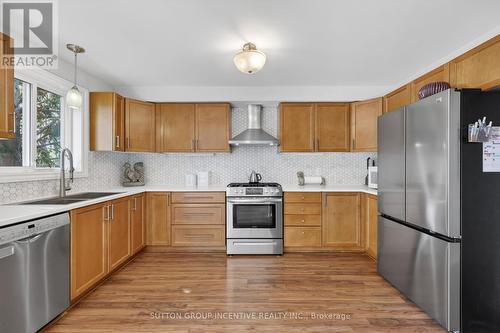 255 Pringle Drive, Barrie, ON - Indoor Photo Showing Kitchen With Double Sink