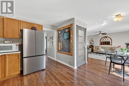 255 Pringle Drive, Barrie, ON - Indoor Photo Showing Kitchen