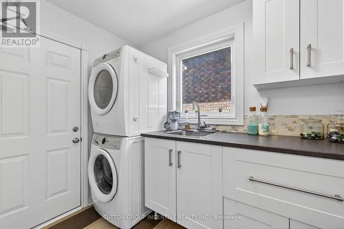 255 Pringle Drive, Barrie, ON - Indoor Photo Showing Laundry Room