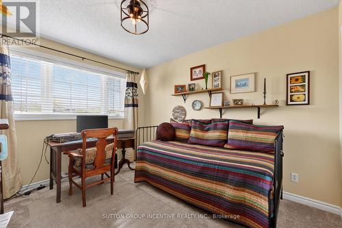 255 Pringle Drive, Barrie, ON - Indoor Photo Showing Bedroom