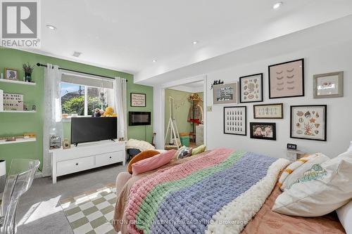 255 Pringle Drive, Barrie, ON - Indoor Photo Showing Bedroom